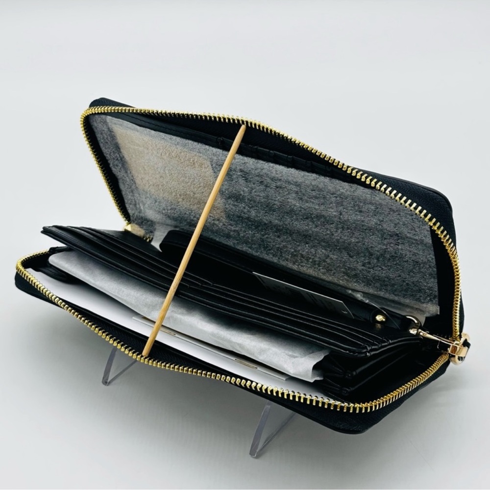 Michael Kors Large Continental Wallet Wristlet Black/White - Picture 6 of 10